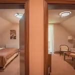 Dom zdravia - KÚPELE PIENINY Hotel Cerveny Klastor