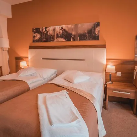 Dom Zdravia - Kupele Pieniny 3* Cerveny Klastor