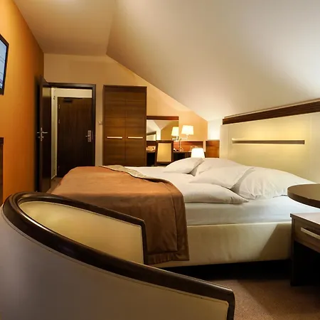 Dom Zdravia - Kupele Pieniny 3* Cerveny Klastor